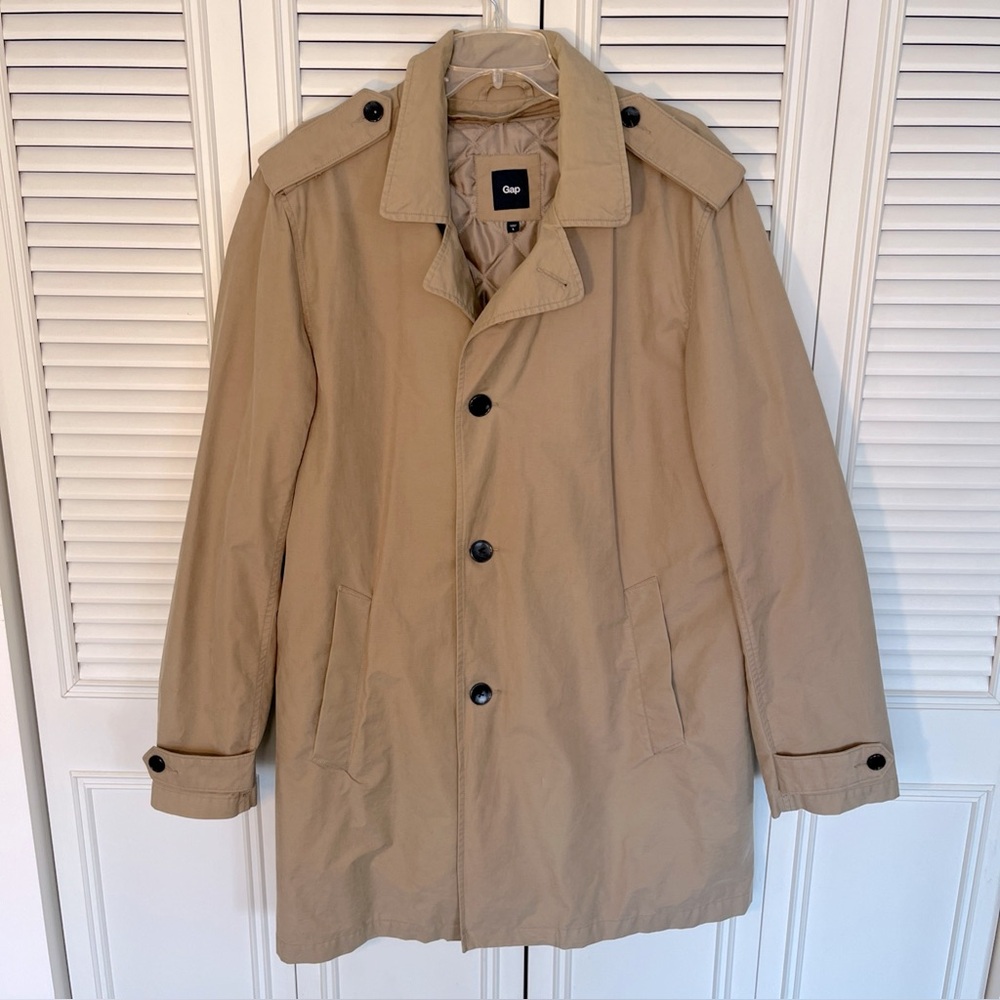 GAP Trench Rain Coat Men's Large Tan Insulated Rain Barn Style Warm Cozy Pockets